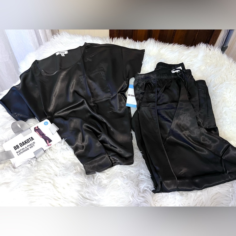 NWT BB Dakota by Steve Madden satin lounge wear set luxury